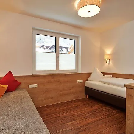 Soeldenliving Apartman *